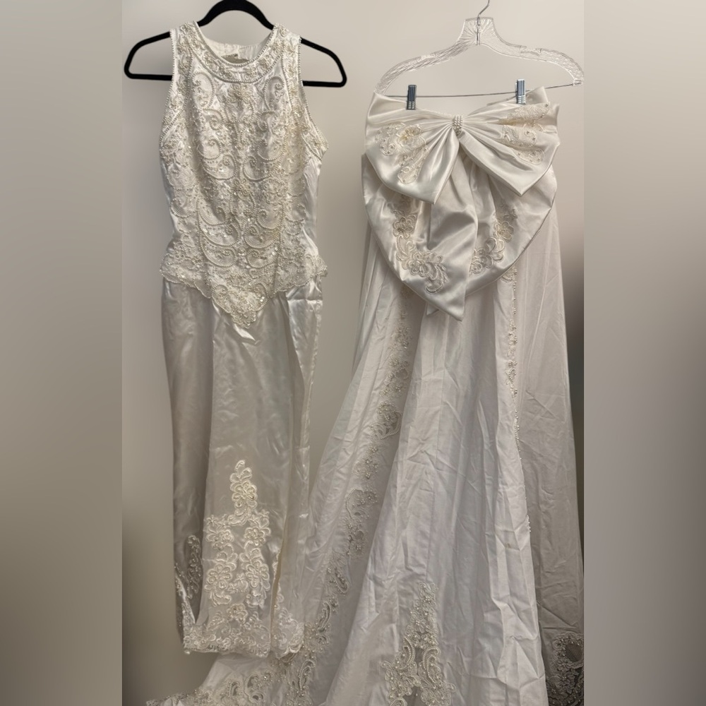 Vintage Beaded Sequins Lace Marys
White Wedding Dress Medium 10